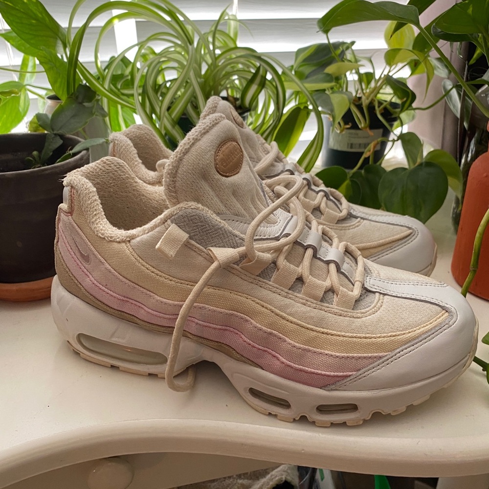Nike Women’s Air Max 95 Plant Color Collection